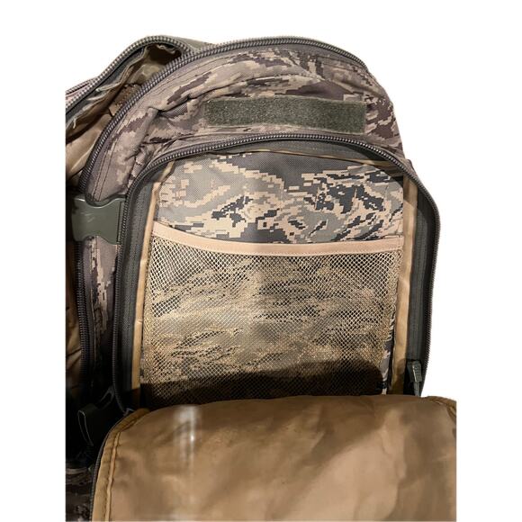 Mercury Green Brown Camo XL Tactical Backpack - Picture 4 of 5